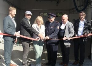 Fehrow weiht sein neues Feuerwehrgerätehaus ein