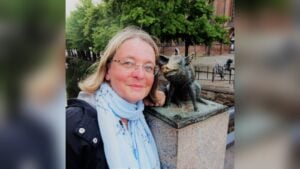 Bibliothek Cottbus: Grit Poppe liest, danach kommt Dr. Brumm