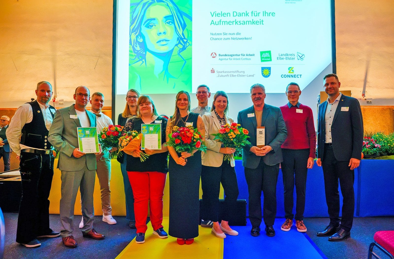 Gruppenfoto der nominierten Unternehmen für den Ausbildungsstar 2026 mit Landrat Marcel Schmidt