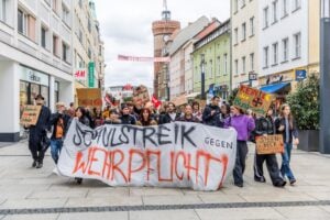 Rund 200 Schüler beim vierten Schulstreik in Cottbus
