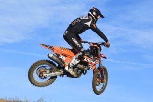 Favoritensiege zum Auftakt des Motocross-Finales in Fürstlich Drehna