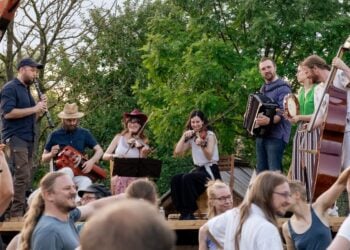 Wilde Kapelle beim Tanzhausfest: Foto Philipp Gerhardt