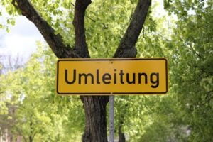 Zwei Baustellen in Brieske: Kreisverkehr & Kreisstraße werden erneuert