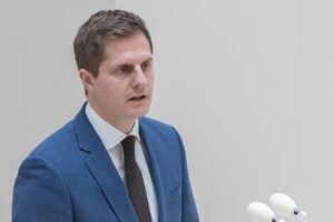 Brandenburgs Justizminister begrüßt Entwurf gegen Deepfakes