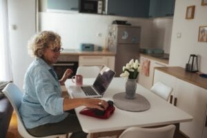Brandenburgs Finanzämter kommen ab 2027 zu Rentnern in die Kommunen