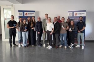 Neun angehende Notfallsanitäter starten beim Rettungsdienst in Forst