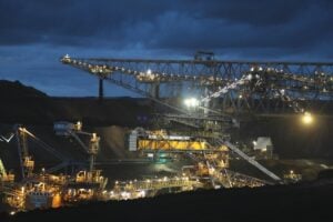 Lausitzer Industriedenkmäler leuchten im Herbst bei Abendführungen