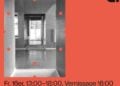 Rotes Plakat der Ausstellung Warten auf Welzow mit dem Schwarzweißfoto eines Architekturmodells