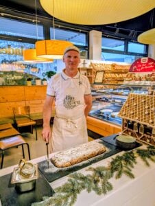Bioladen Schömmel lädt zu Weihnachtswerkstatt und Stollenanschnitt
