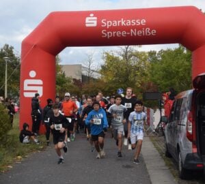 5. Schmellwitzer Herbstlauf: Teilnehmerrekord und ein Weltmeister
