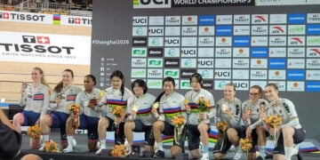Lea Sophie Friedrich, Clara Schneider und Pauline Grabosch (re.) freuten sich über WM-Bronze. Foto: GC