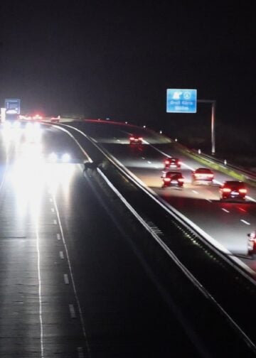 Verkehr auf der A13 bei Groß Köris